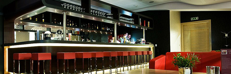 POZNANSKI готелі в Польщі Познані апартаменти ресторан заходу