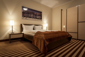 POZNANSKI готелі в Польщі Познані апартаменти ресторан заходу