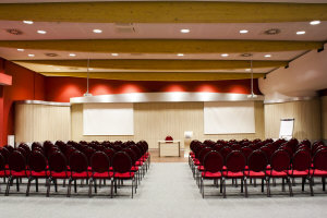 POZNANSKI готелі в Польщі Познані апартаменти ресторан заходу