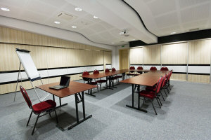 POZNANSKI готелі в Польщі Познані апартаменти ресторан заходу